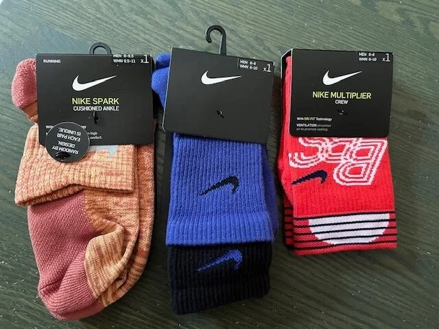 NIKE Womens Lot of 3 Crew, Ankle Spark Multiplier double layer, NWT Size M
