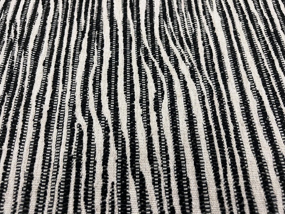 Tela de refuerzo Larsen tejido irregular a rayas - Ébano Constantino 3,10 yardas L9288-05 Foto 3 de 4