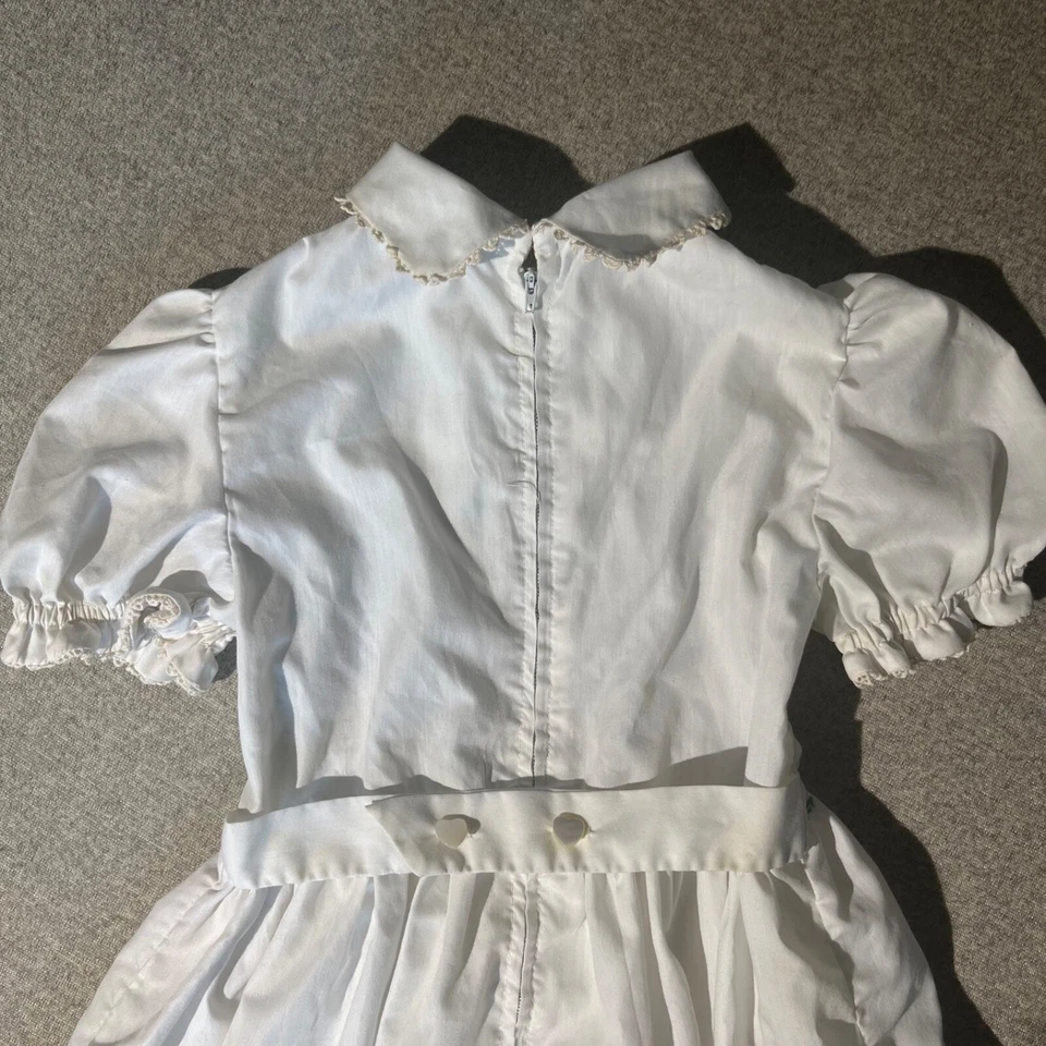 Vtg Girls Dress Size Medium White Smocked Puff Sleeve Knee Length - Image 4 of 4