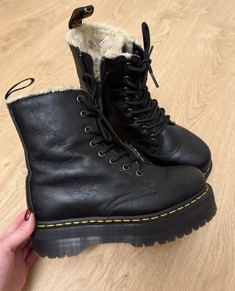 Women Dr. Martens Boots Black Leather 39.5 #7LHP