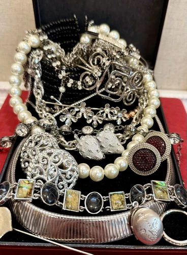 Vintage Estate Costume Jewelry Lot! SARAH COV, MONET and more!