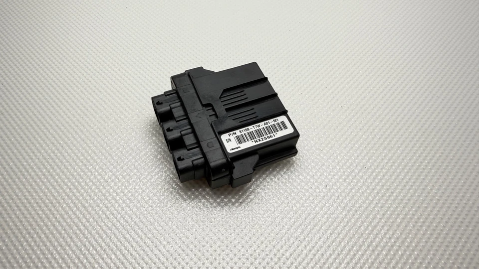Honda HR-V 2016-2018 asiento del lado derecho del pasajero sensor de ocupante 81169-T7W-A01 OEM Foto 2 de 4