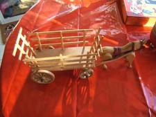 CHEVAL DE TRAIT AVEC CHARETTE A FOIN - style DEJOUX - jouet ancien en bois - TBE