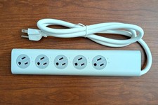 Quik Outlet™ 5-Outlet Power Strip - 4ft Cord (1750W/14A) – New in Box