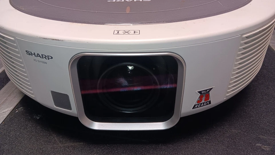 Sharp Xg-sv100w  Data Projector - Image 3 of 4