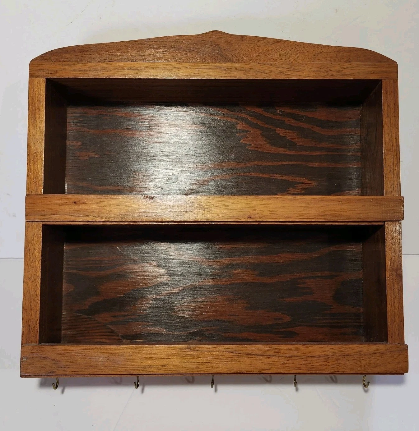 Vintage 2 Tier Wooden Wood Shelf Cabinet With 5 Hooks Spices Keys Etc 11.5 X 11
