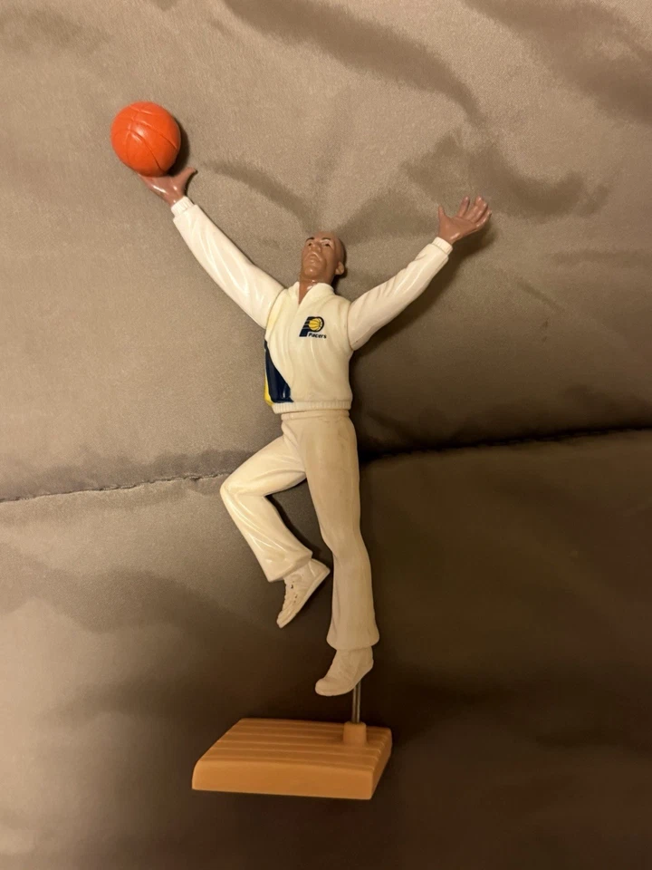 Cuatro 4 estatuillas de Reggie Miller Foto 3 de 4