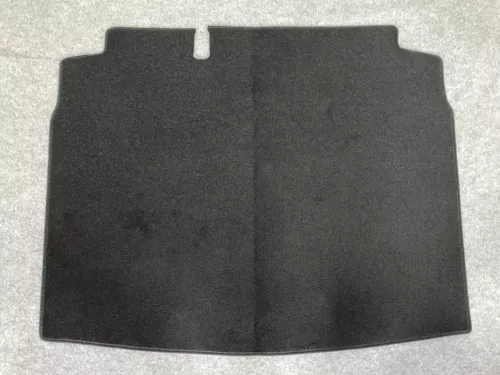For Nissan SKYLINE boot mat 1995- Tailored Carpet Boot Mat - Picture 1 of 3