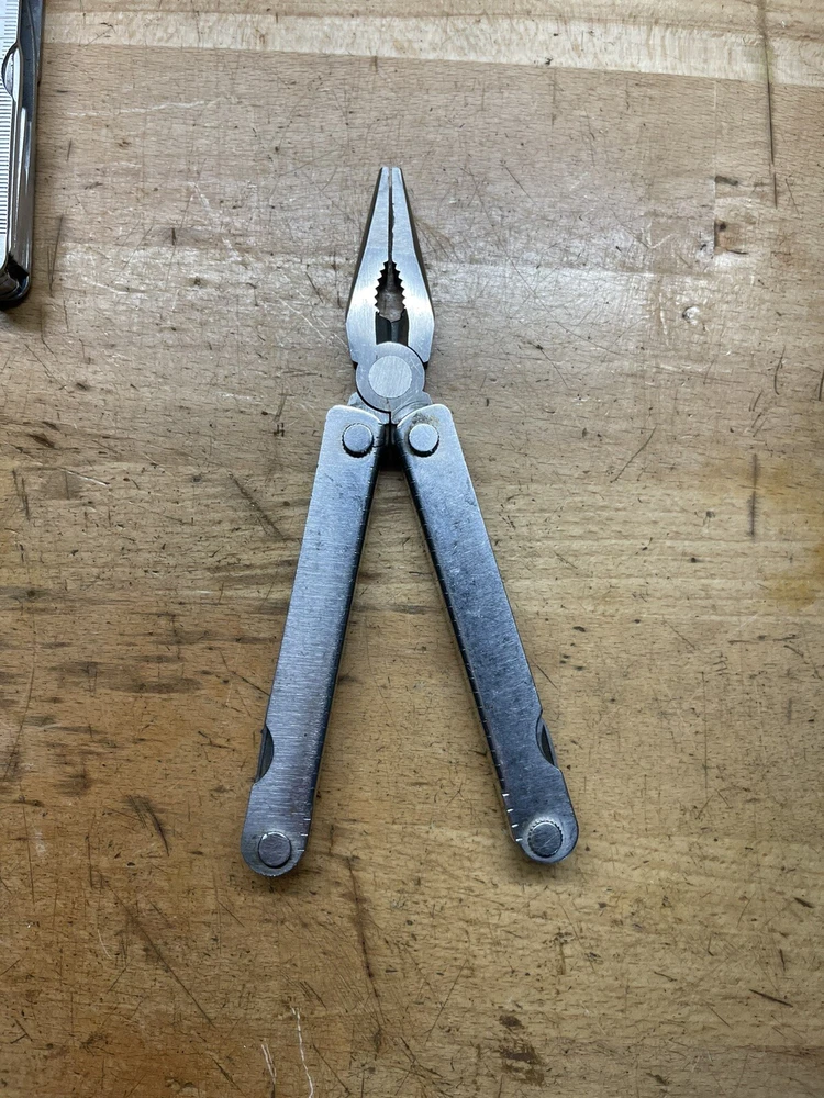 Multi Tool No Maker Knife Drivers Bottle/Can Opener Awl Pliers File Wire Cutters