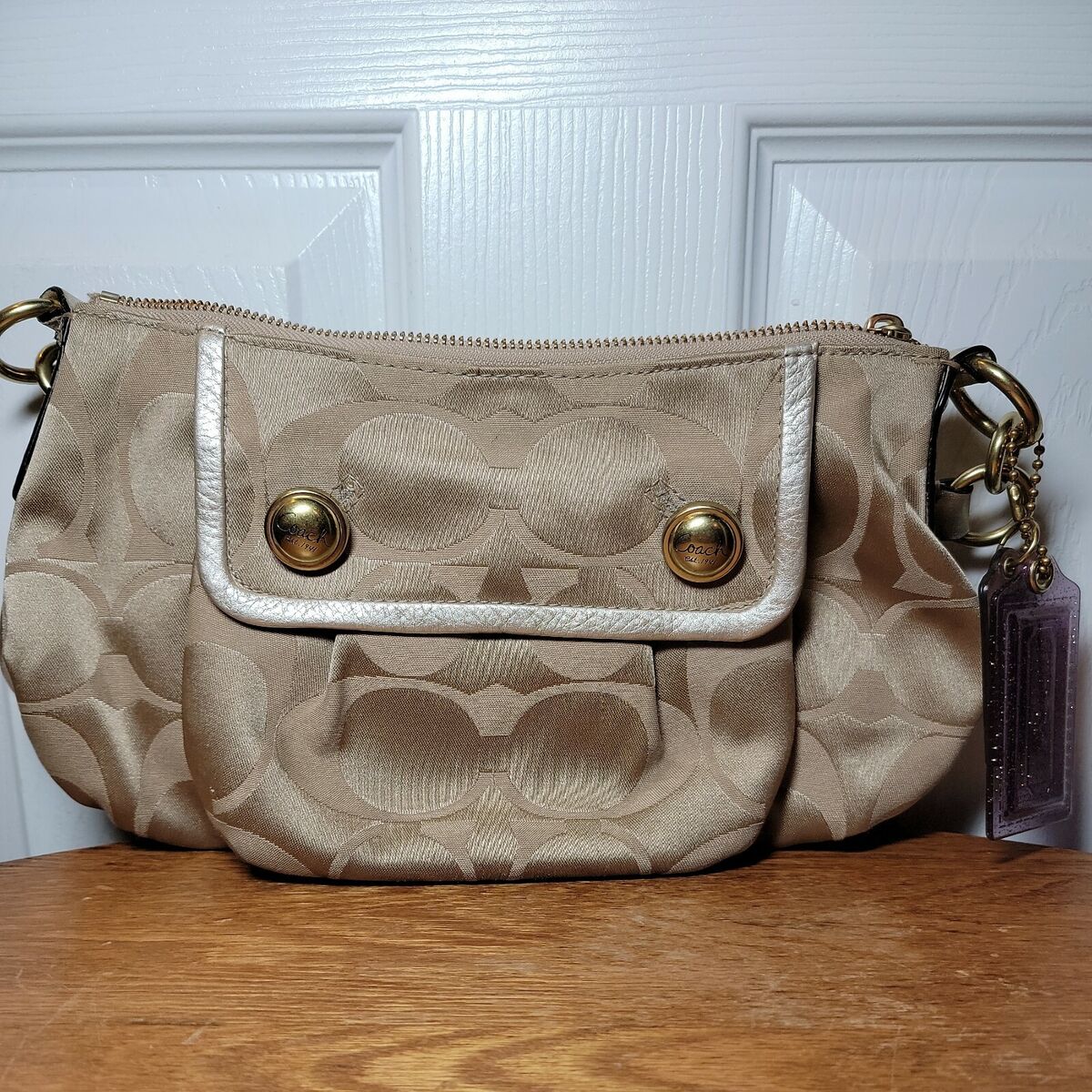 Coach Shoulder Bag H0973-13833 Tan And Gold With Purple Key Coach Shoulder Bag H0973-13833 Tan And Gold With Purple Key
