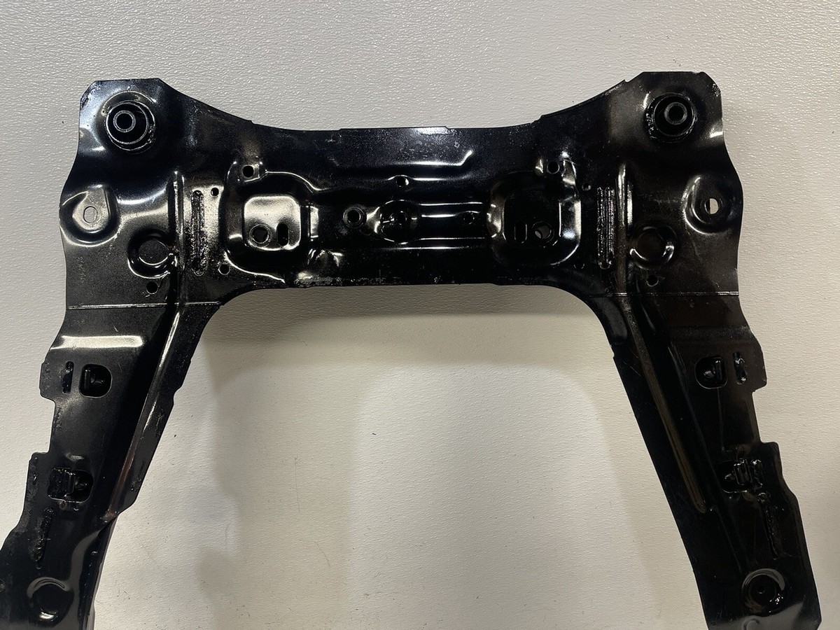 2007-2012 Nissan Sentra 2.0L crossmember sub frame engine