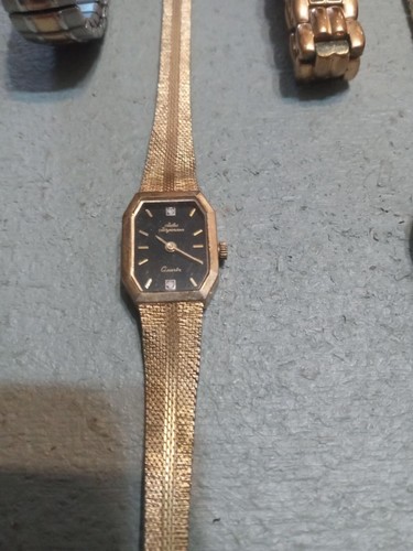 5 Damen-Armbanduhren: Seiko, Decade, Armitron, Jules Jürgenson & Manhattan - Bild 4 von 6