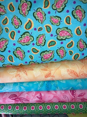 5 YARDS  Quilt,Sew, Fabric Kit - 52'' x 68''  Red Rooster Yippe Daisy Fabric #1