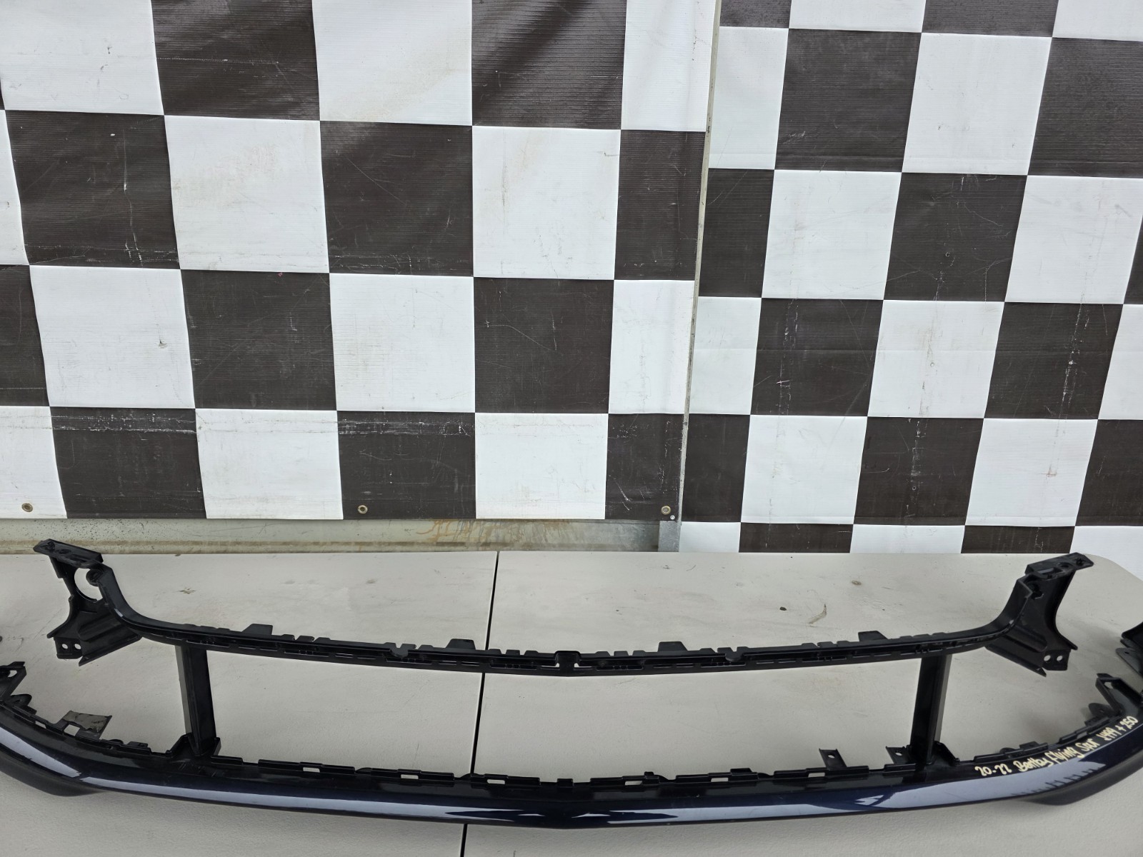 2020 2021 2022 Bentley Flying Spur Front Bumper Used Oem 3SE.807.093