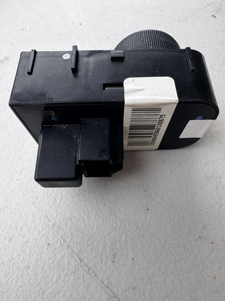 Interruptor de atenuación de faros/panel de instrumentos e interruptor de luz domo 25858707 Foto 2 de 2