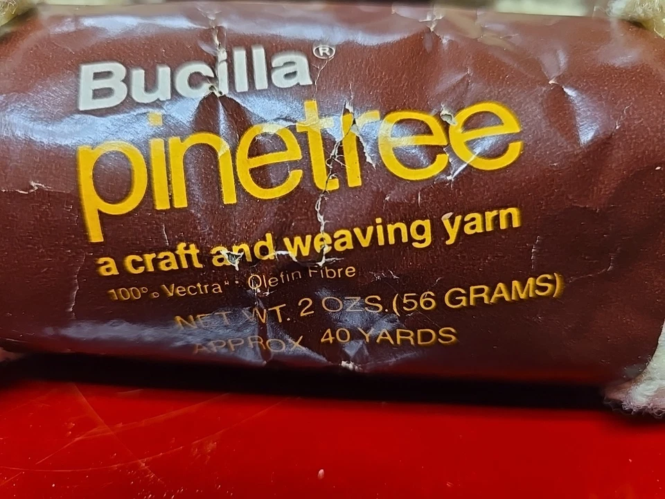 Antigo Bucilla Pinetree Tecelagem Artesanal Fio Vectra Olefina Grosso LOTE 7 Creme Raro  - Imagem 4 de 4