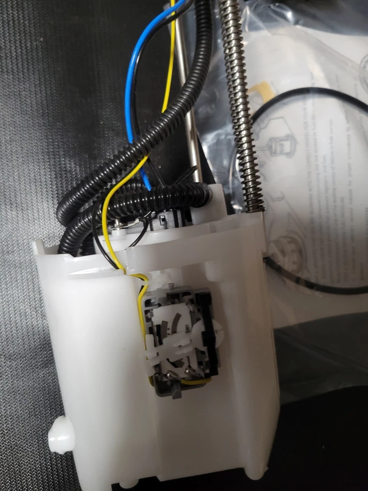 Conjunto de módulo de bomba de combustible para Toyota Yaris 08-14 Scion xD L4 2006-2018 1,5 L Foto 4 de 4