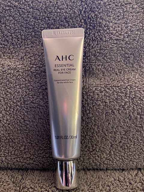 essential real eye cream for face