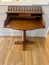 TELL CITY PEDESTAL DESK TABLE 48 ANDOVER FINISH 8631 PATTERN