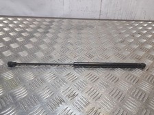 Verin de hayon / de capot Audi S8