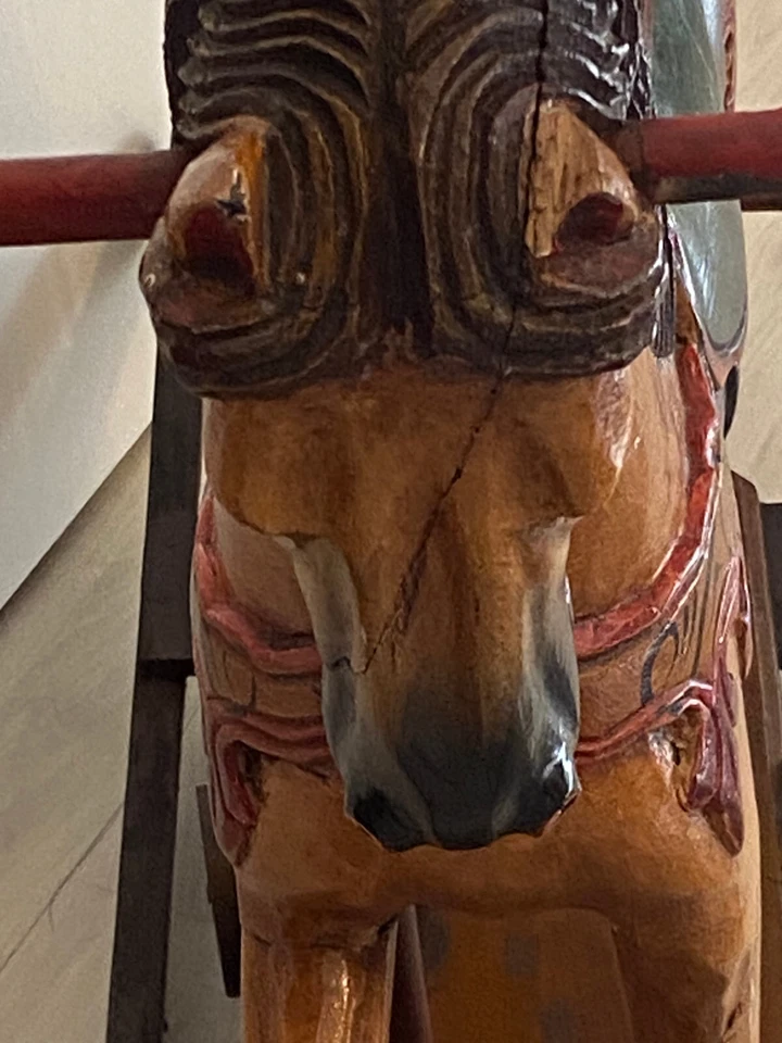 ANTIKES SCHAUKELPFERD VOLL-HOLZ HANDBEMALT TOLLE DEKO AUCH ZUM BENUTZEN - Bild 2 von 4