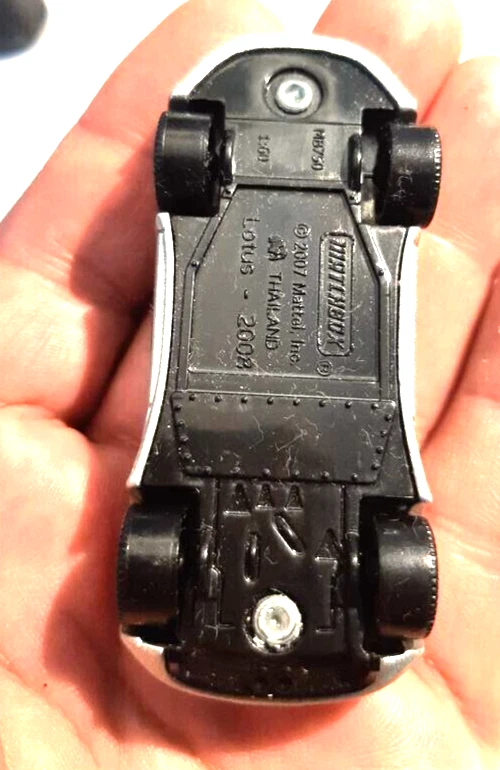 Matchbox 2007 loose Lotus 2008 Die Cast 1:60 provides hours of entertainment - Image 2 of 4