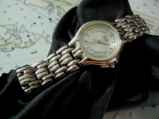 ESQ Movado Ladies Swiss Quartz Watch Textured Silver Dial E5001 New Battery