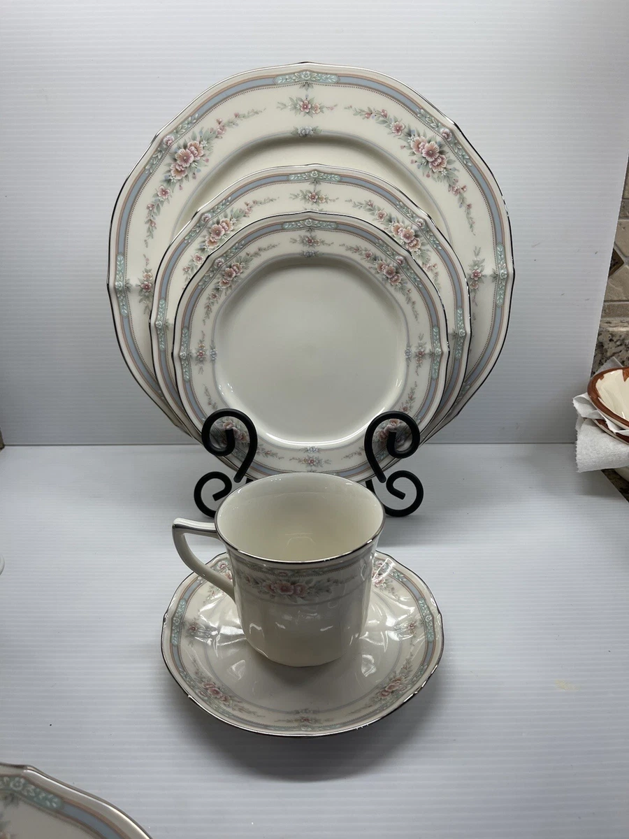 Noritake top rothschild china
