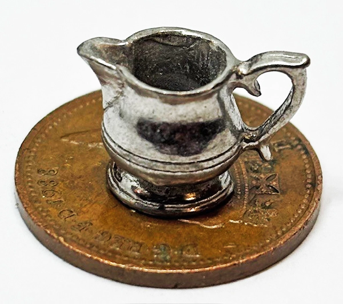 Lot De 77 Accessoires Miniatures Vintage Pour Maison De Poupée - Objets Anciens