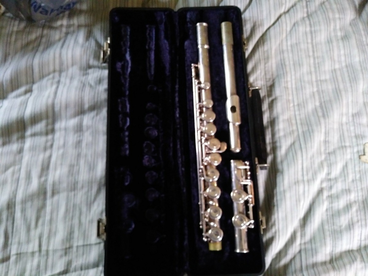 42 year old ARTLEY closed hole Flute 18-0 Vintage 1978