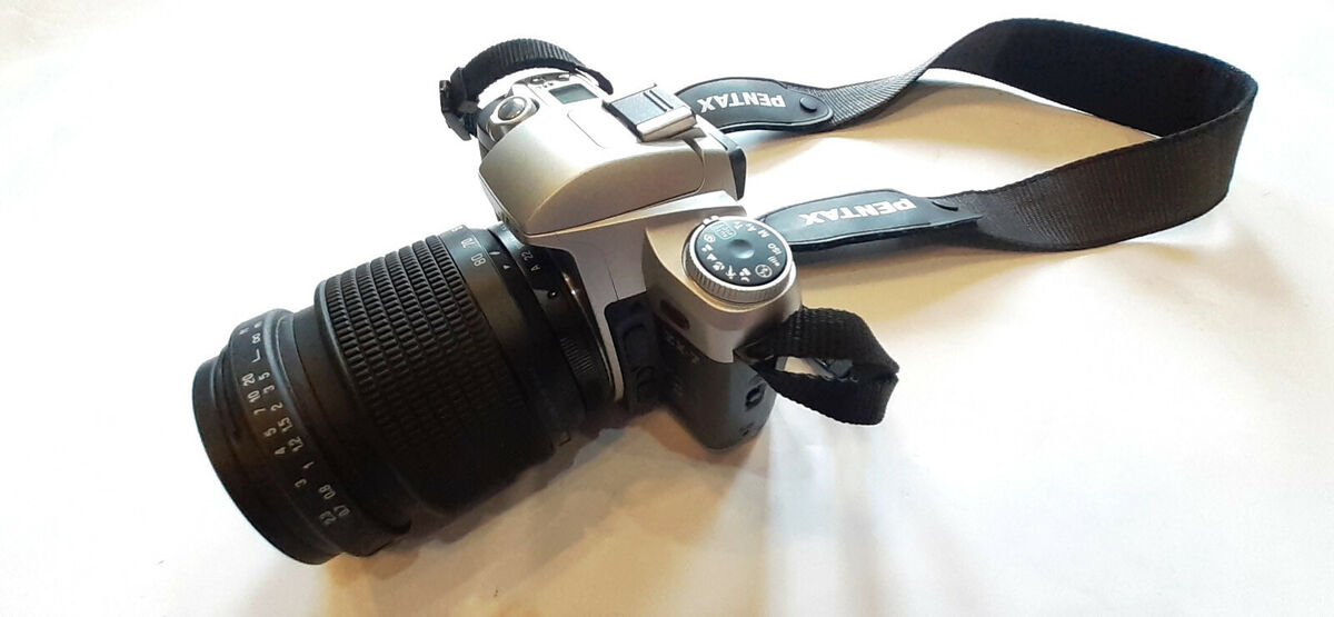Pentax ZX-7 35 mm SLR Lot w/ Spectrum Promaster AF28-80 F Pentax ZX-7 35 mm SLR Lot w/ Spectrum Promaster AF28-80 F