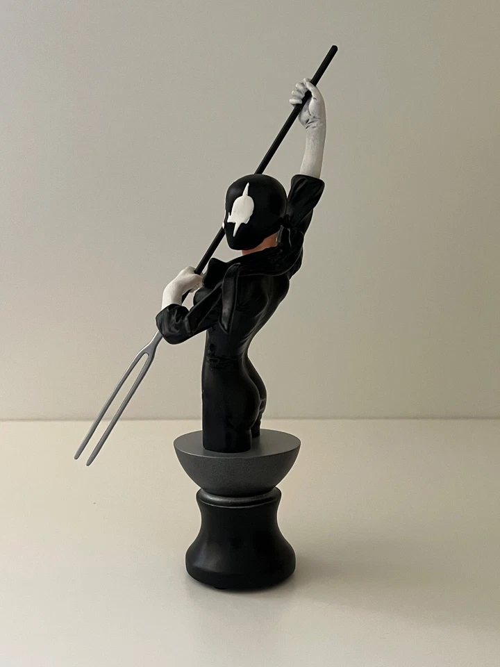 Minibustos Matt Wagner's Grendel paquete triple 993/1000 diseños Bowen Foto 3 de 4