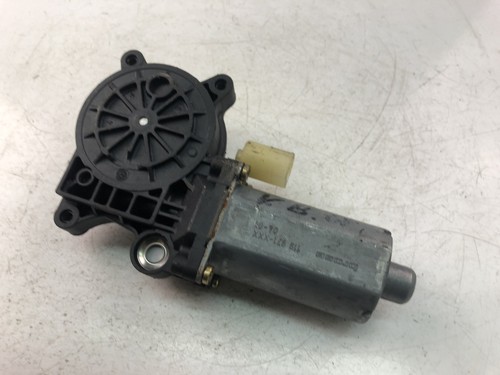 Volvo S60 I power window motor 119971-XXX 2004 18289164 - Picture 4 of 4