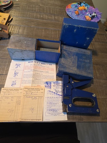 Vintage Markwell L3 Staple Tacker Gun Heavy Duty Metal Blue Made USA Box Papers