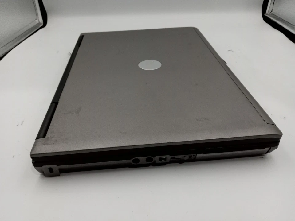 Dell D630 Laptop Intel Core 2 Duo 2GB RAM 80GB HD WinXP RS232 -BAD SPEAKERS -RR - Image 3 of 4