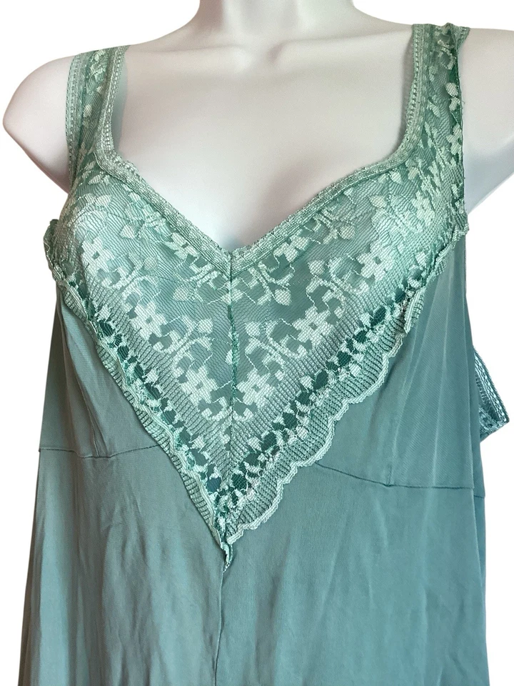 Vestido sin cordones vintage verde claro con ribete de encaje lencería pin up tocador talla mediana Foto 2 de 4