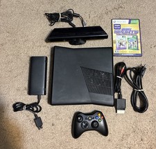 Xbox 360 S Slim 4GB 1439 Kinect Console Bundle, Controller Power Tested/Working