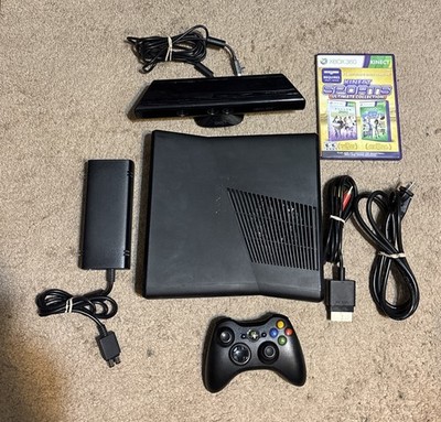 Xbox 360 S Slim 4GB 1439 Kinect Console  Bundle, Controller Power Tested/Working