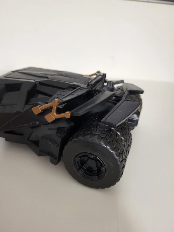 modellino auto in plastica Batman Tumbler - Immagine 4 di 4