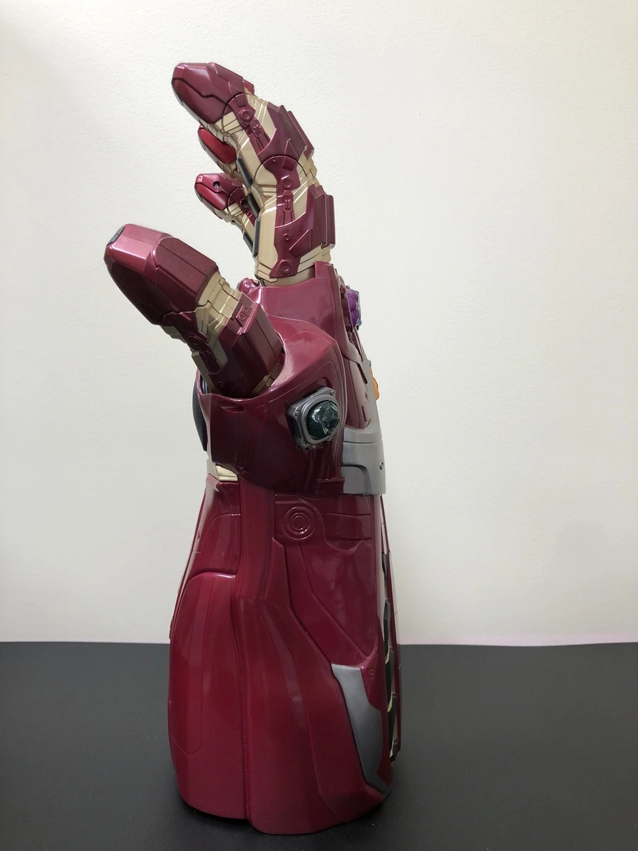 Marvel legends iron 2024 man infinity gauntlet