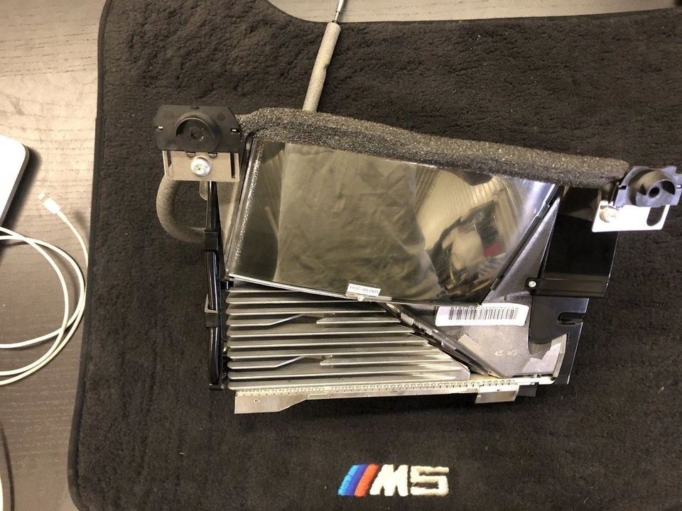 Головной дисплей BMW E60 M5 - Изображение 4 из 4