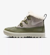 Nike Woodside Chukka 2 ACG 537345-200 Womens Size 6 Taupe Light Bone Ankle Boots