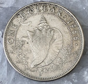 1966 Bahamas Islands Dollar $1 Silver Silver Conch Shell Coin Queen Elizabeth II
