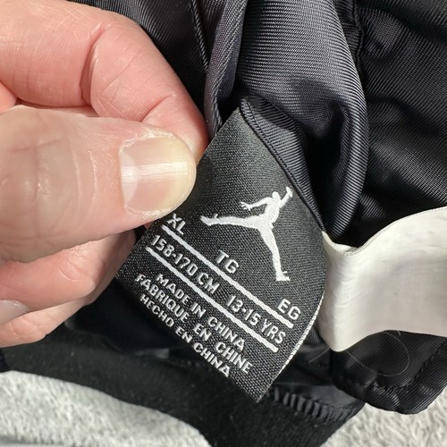 Jordan Bomber Jacket Youth XL (13-15) Black Reversible Dark Camo Flight Street - Picture 8 of 9