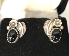 Vintage Earrings tested 925 STERLING SILVER Pierced Stud Navajo Onyx lot y
