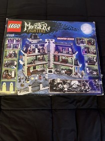LEGO Monster Fighters: Haunted House (10228) Rare/Hard To Find