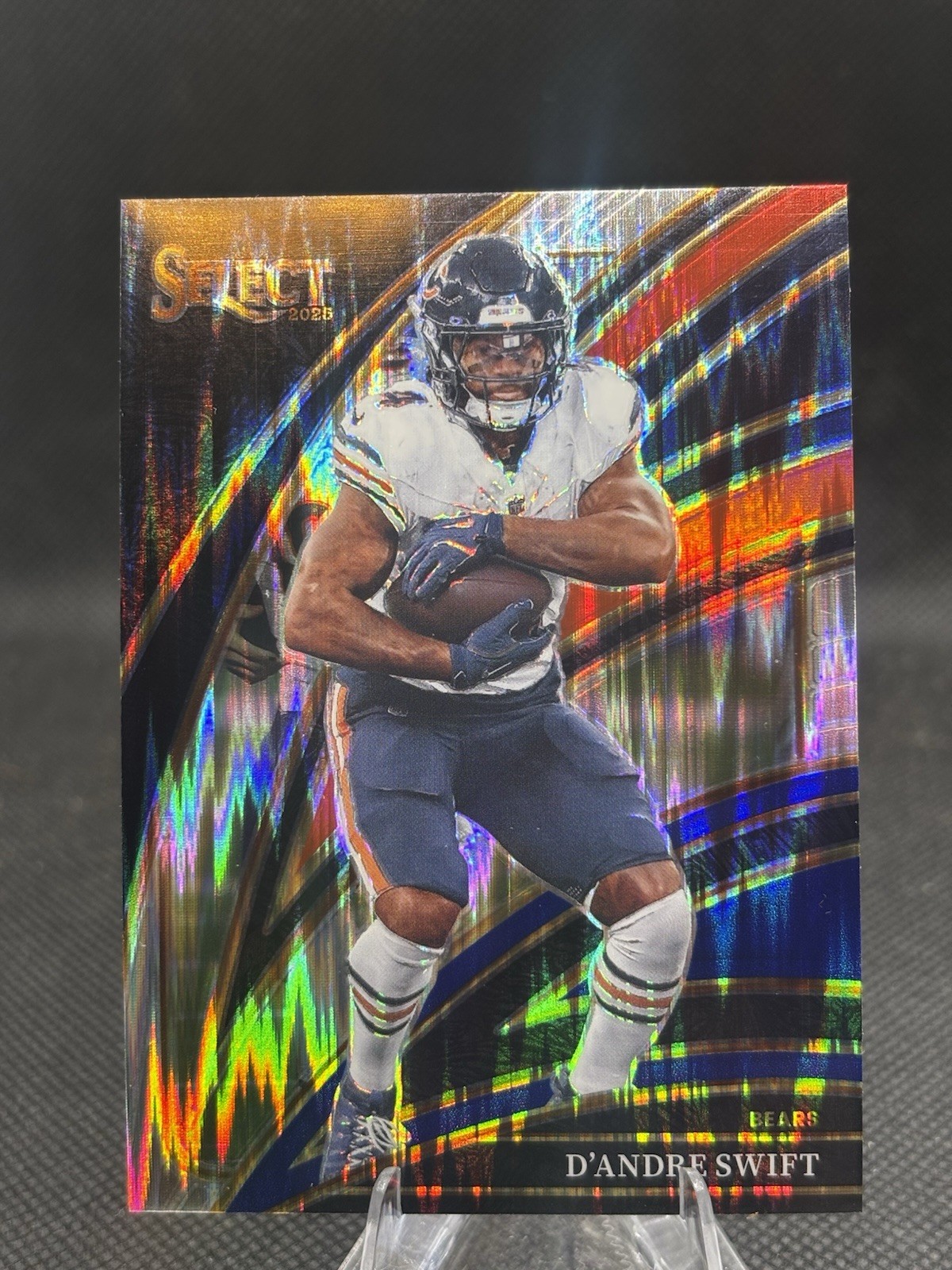 2025 Panini Select D'Andre Swift Club Level Red And blue Prizm #272 Bears