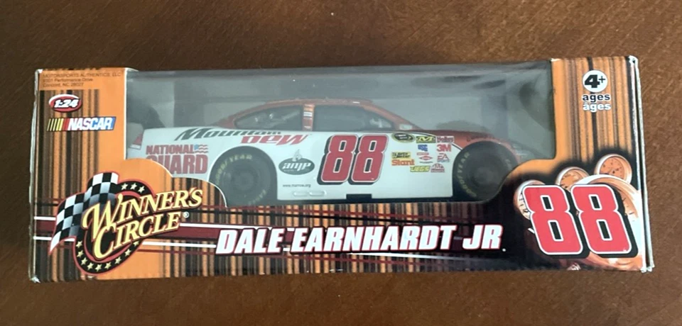 ✅🔥2008 Winners Circle Dale Earnhardt Jr. 88 Nascar 1:24 - Orange MT Dew Amp Car Foto 2 de 4