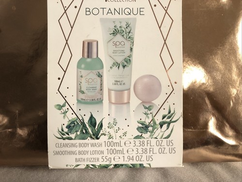 Style & Grace Botanique Cosmetic Bag Set - Bath Fizzer, Body Wash, Body Lotion, - Picture 2 of 3