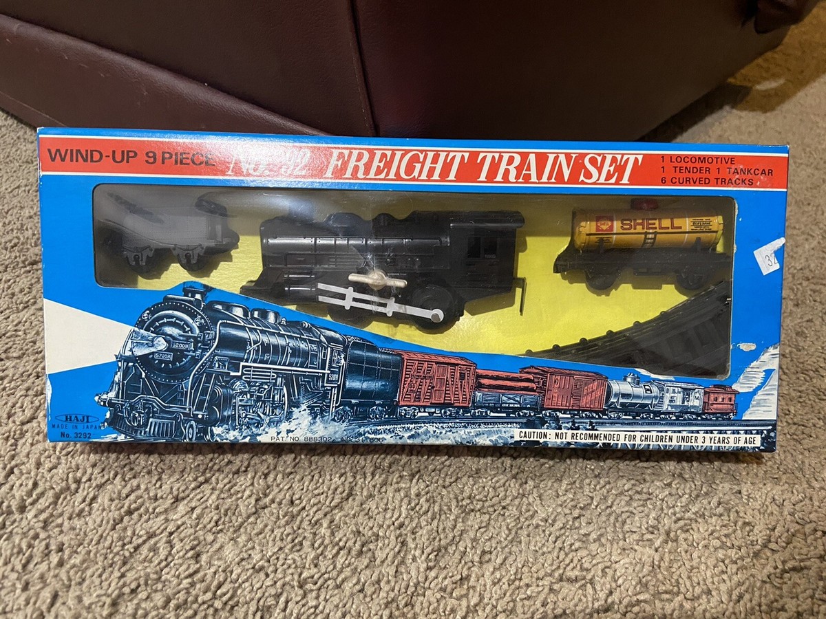 Vintage HAJI Made In JAPAN WIND-UP 9 Piece #92 FREIGHT TRAIN Set